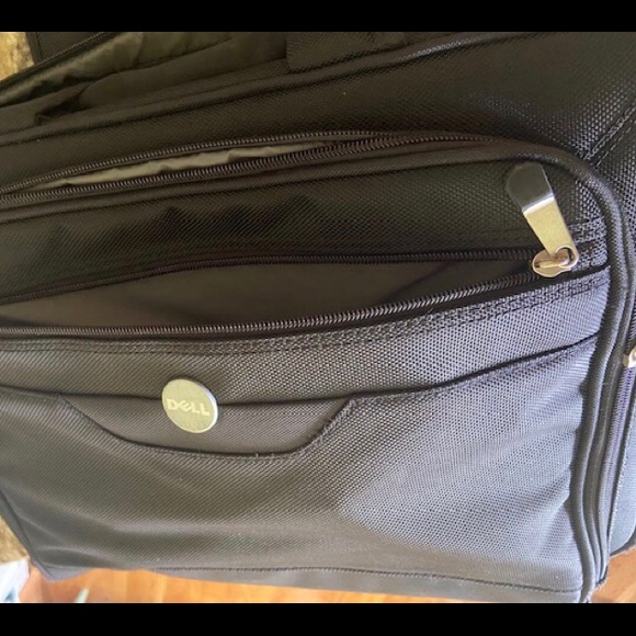 Dell Laptop Bag 17 x 13 x 3 - Picture 6 of 7